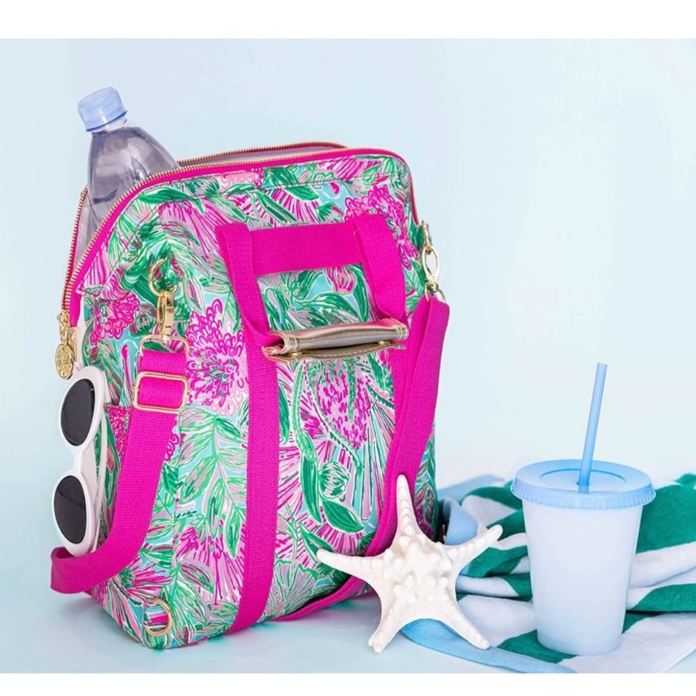 NWT LILY Pulitzer Coming In Hot Insulated Backpack Cooler - Large Capacity